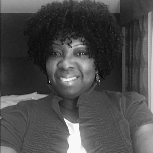 Meet your Posher, Luzmila